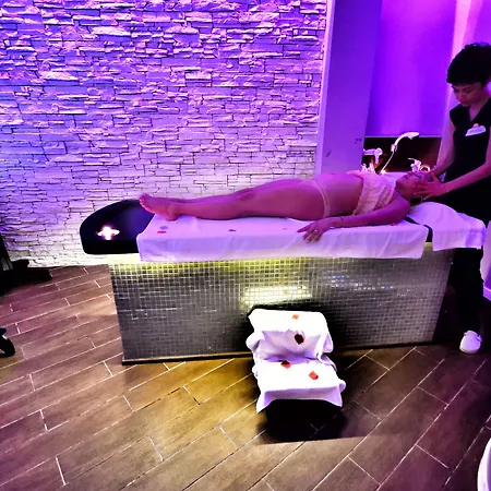 ホテル Grand Delle Terme Terme Luigiane