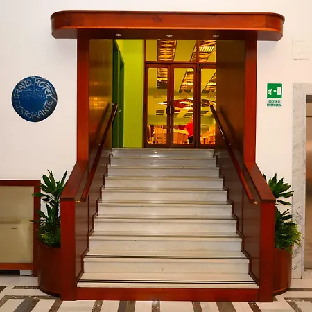 Grand Delle Terme Terme Luigiane